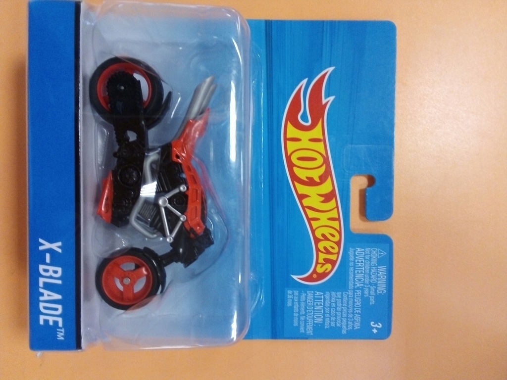 HOT WHEELS MOTOR X-BLADE 3 + MATTEL