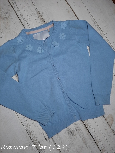 5.10.15. błękitny niebieski sweterek 128 7 lat