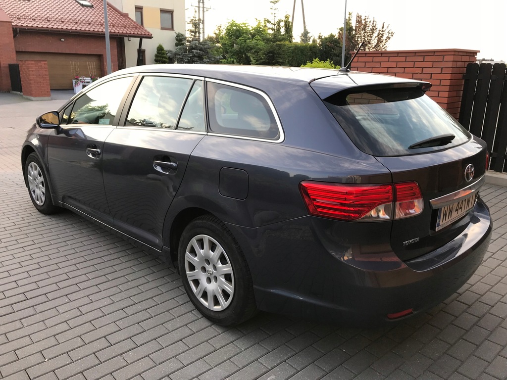 TOYOTA AVENSIS III kombi 1.8 benzyna salon PL 8368438686