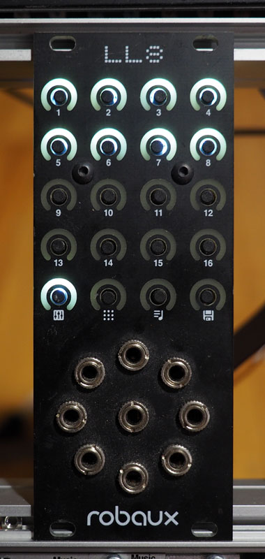 Trigger sequencer Robaux LL8 (moduł eurorack)