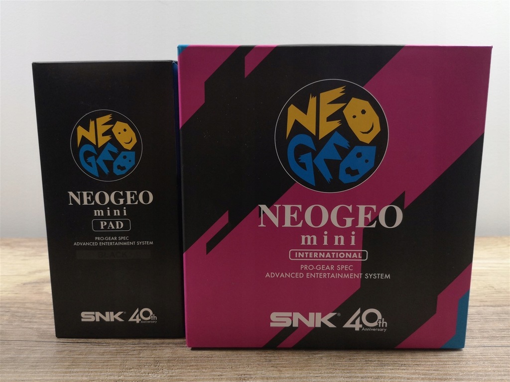 Konsola SNK NeoGeo Mini - 40th Neo Geo + PAD