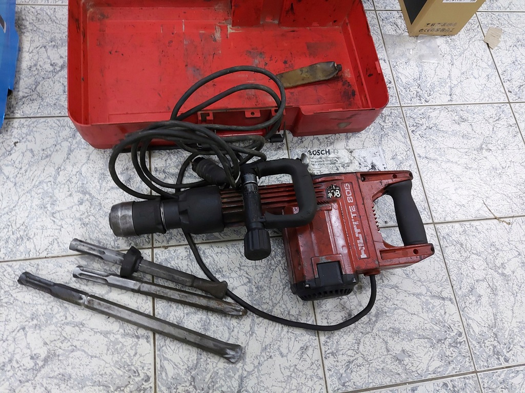 Młot udarowy wyburzeniowy hilti Te 805