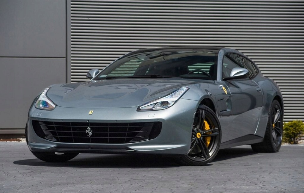 Ferrari GTC4Lusso