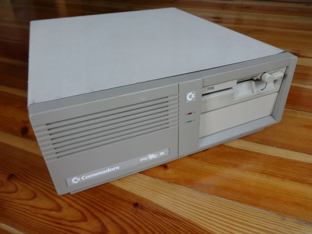 Commodore PC 40 III Intel 286