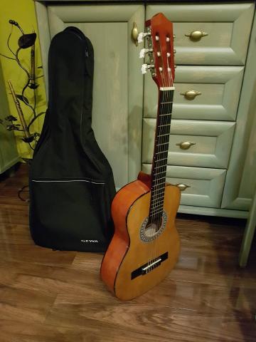 Gitara 3/4 PEQUENA CG-11