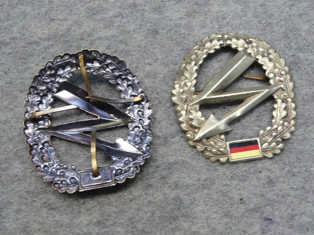 Odznaka niemiecka na beret Fernmeldetruppe BW