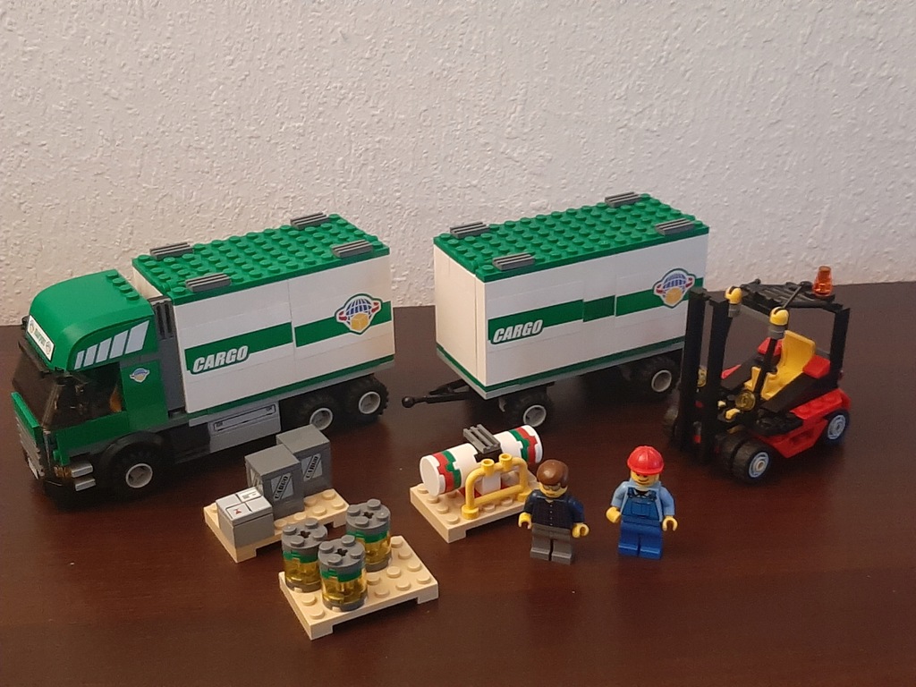 matron punkt vejspærring LEGO 7733 CIĘŻARÓWKA CARGO Truck & Forklift - 12963680835 - oficjalne  archiwum Allegro