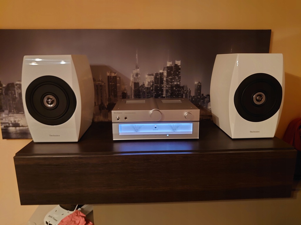 Technics SU-C700+Technics SB-C700