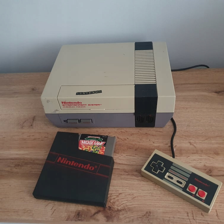 Konsola Nintendo NES nese 001 zestaw