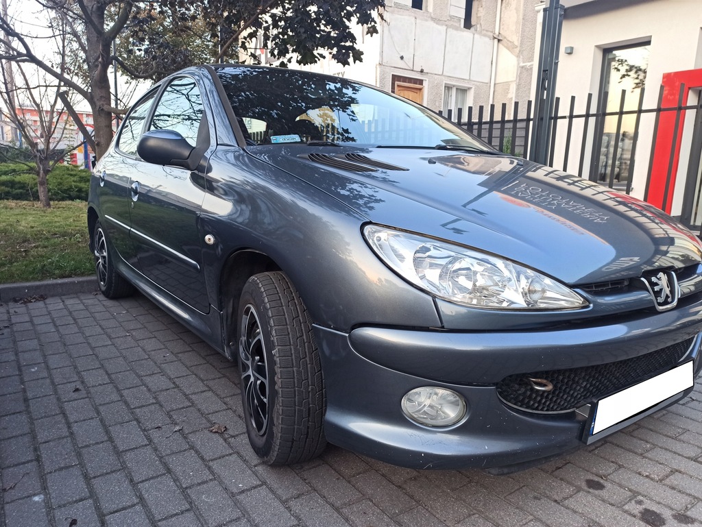 Peugeot 206 5 drzwi 1,4 75KM LPG