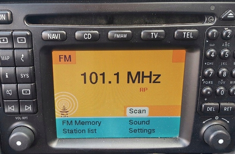 POLSKIE MENU LEKTOR MERCEDES DX POLSKI JĘZYK