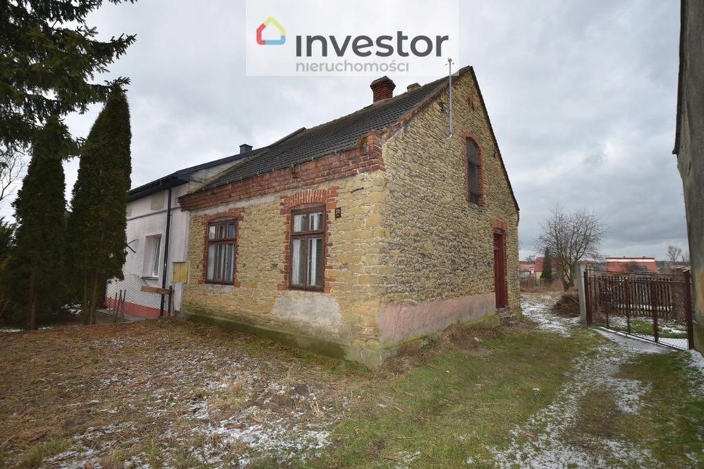 Dom, Ćmielów, Ćmielów (gm.), 51 m²