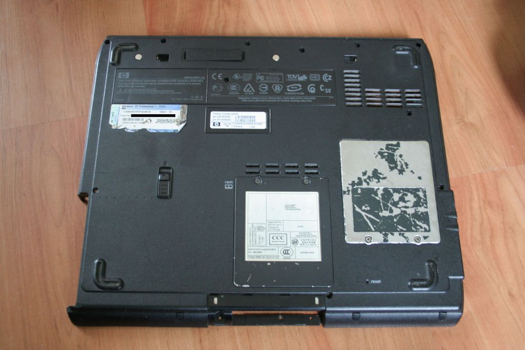 Obudowa dolna laptop HP Compaq nx9005 Sticker XP