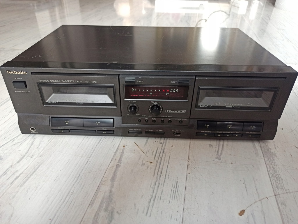 Magnetofon kasetowy TECHNICS RS TR 212 czarny