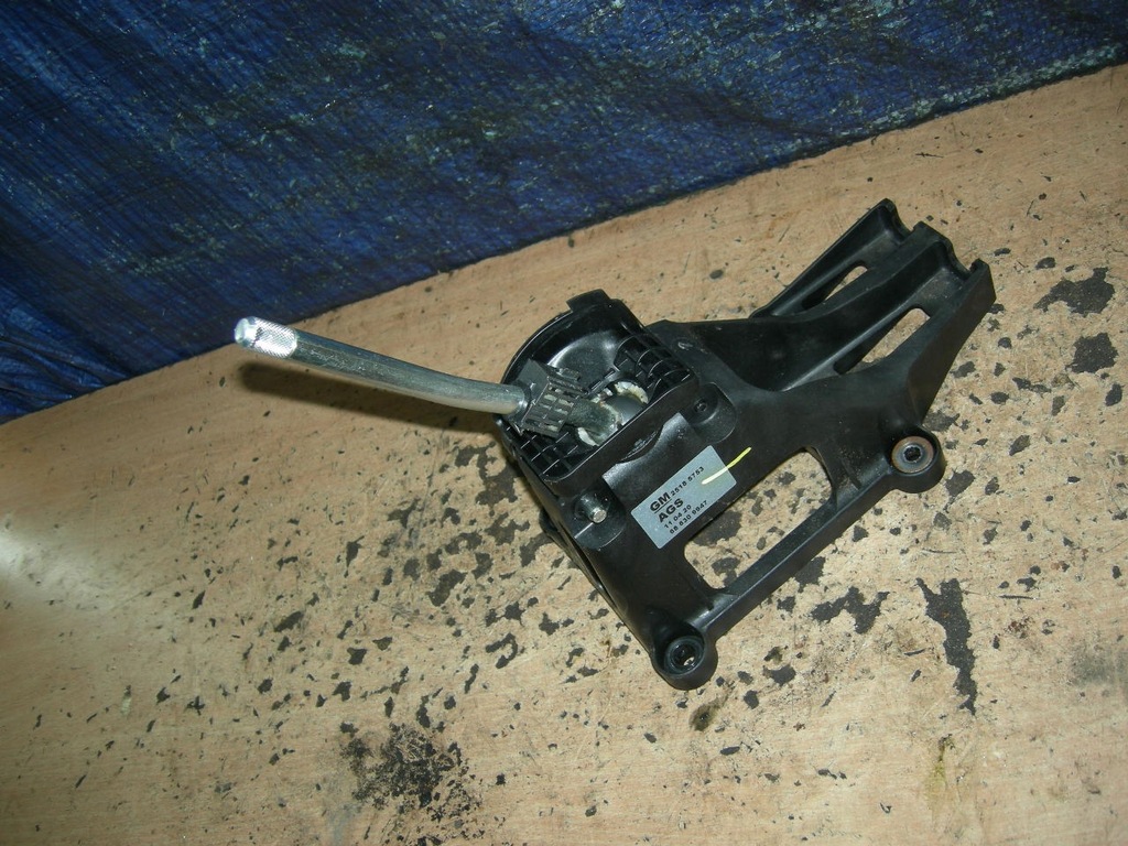 CHEVROLET AVEO T300 LEWAREK ZMIANY BIEGÓW - 12983560279 - oficjalne ...