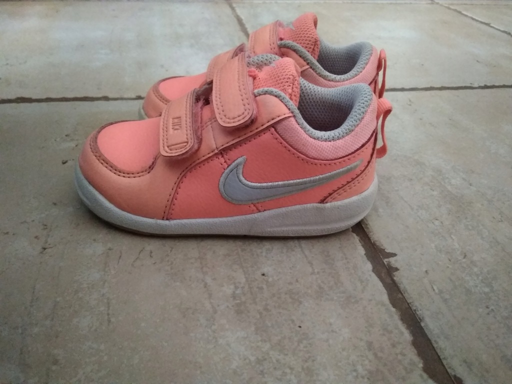 BUTY NIKE dla dziewczynki rozm. 22