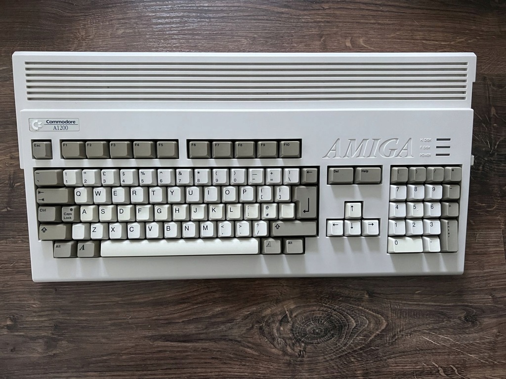 Komputer Amiga 1200, IDEAŁ, biała, rew 1A od Commodore