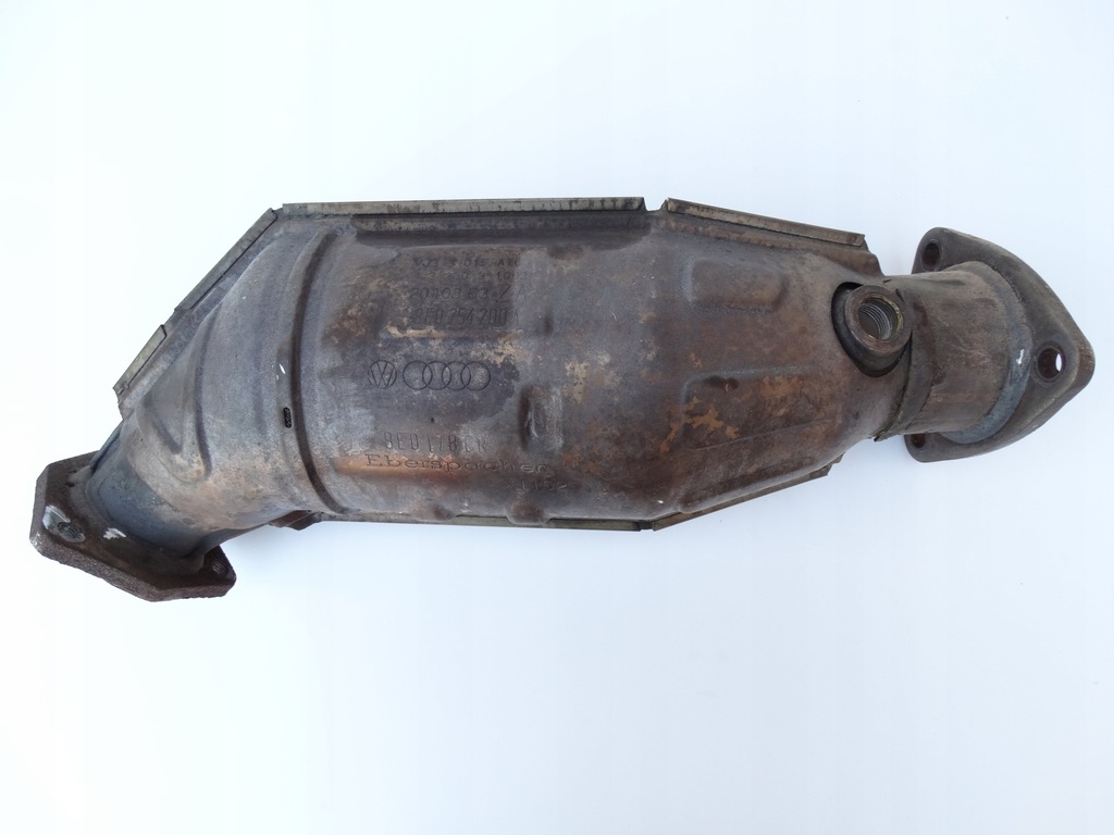 AUDI A4 B6 B7 A6 C5 1.8T KATALIZATOR 8D0131702HP
