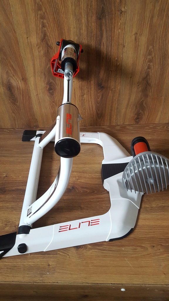 trenażer elite qubo fluid