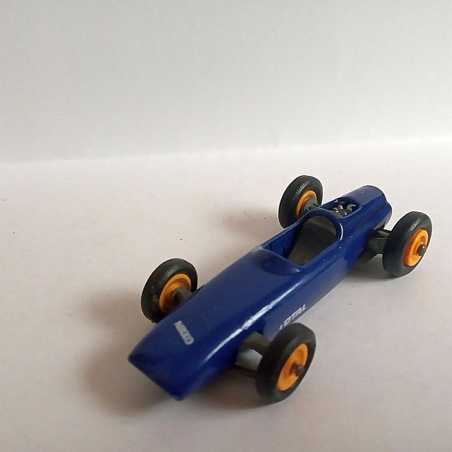 MATCHBOX RW #52 BRM RACING CAR