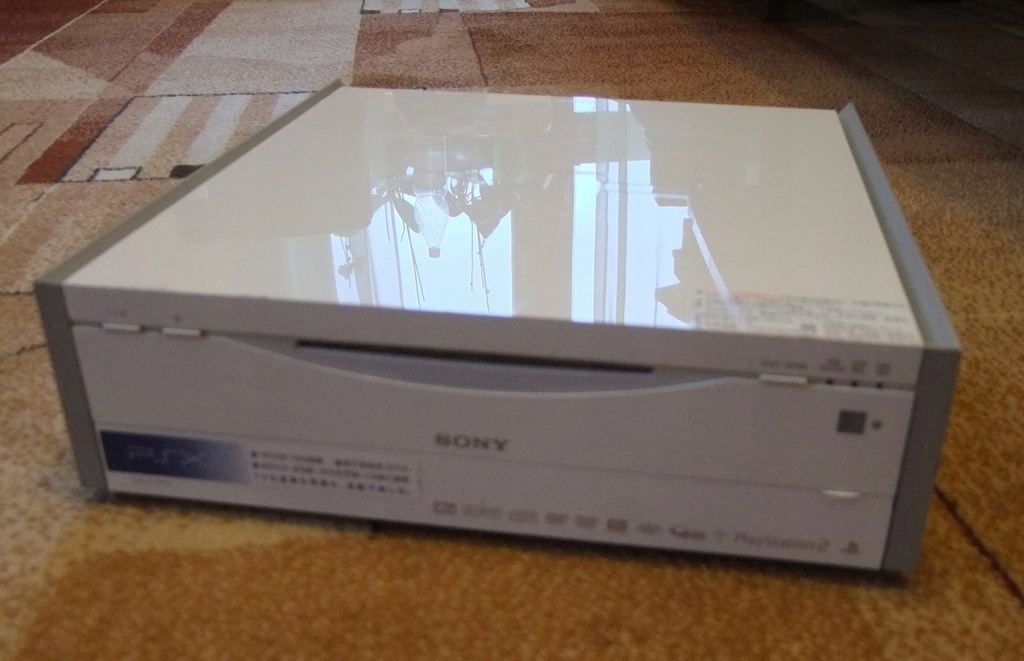 Sony PSX DESR-5500 / zestaw z grami i padem