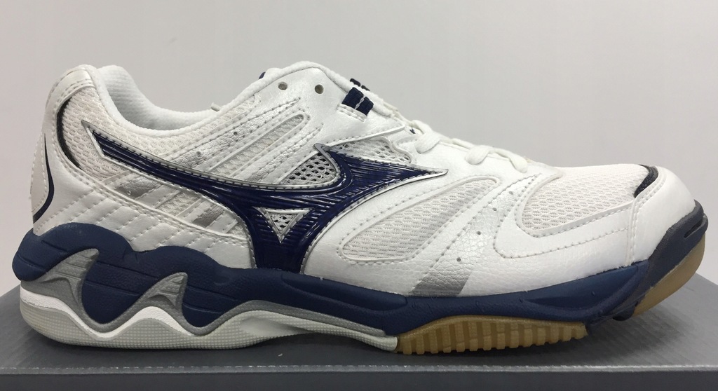 Mizuno wave sales stardom