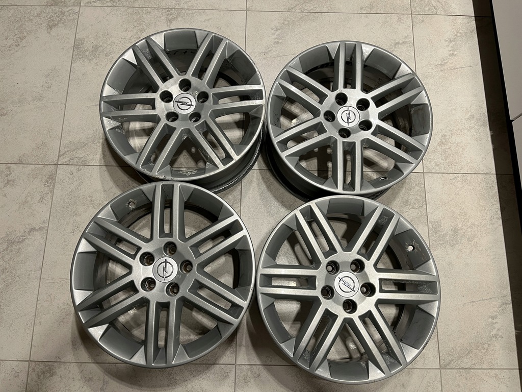 Felgi OPEL vectra c gts signum 17" 5X110