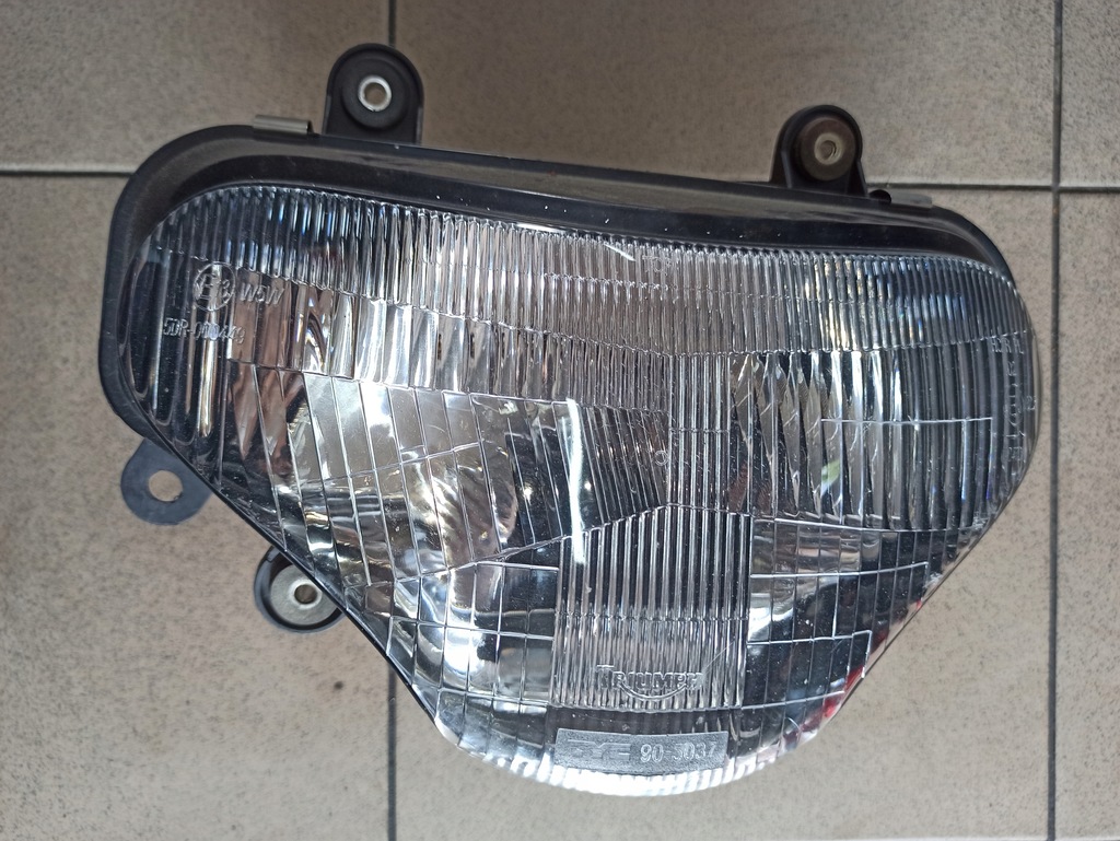 Lampa Reflektor przód Triumph TT 600 2001