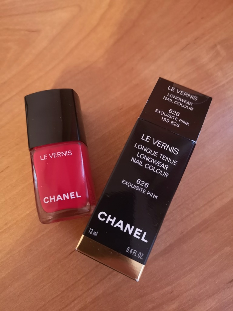 Chanel lakier do paznokci Le Vernis 626 pink