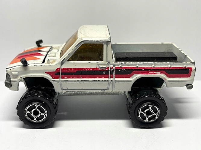 MAJORETTE-No.287 4x4 TOYOTA PICK UP - 13161259357 - oficjalne archiwum ...