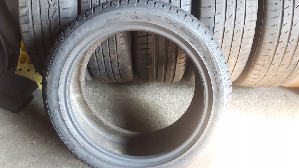 235/45 R18 98V Goodyear UltraGrip Performance Gen1 - 7528868202 ...