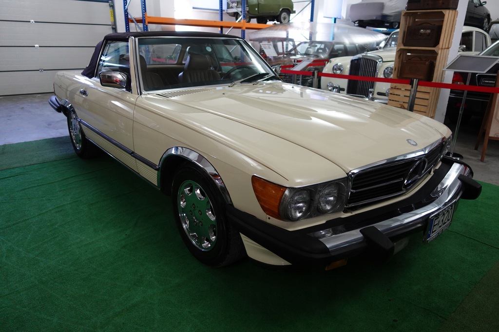 Mercedes 560 SL W107, Super Stan, HardTop, Zobacz