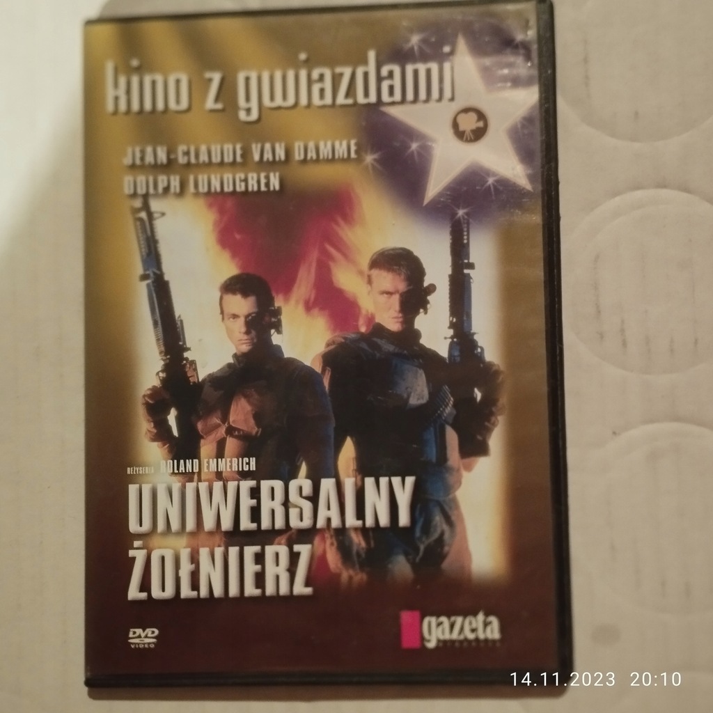 FILM - UNIWERSALNY ŻOŁNIERZ - PŁYTA DVD