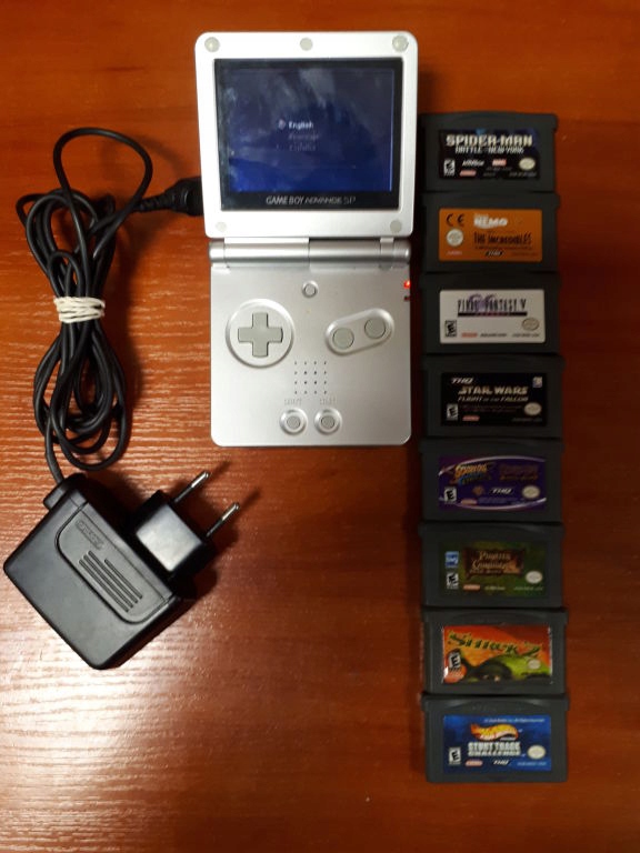 NINTENDO GAME BOY ADVANCE AGS-001