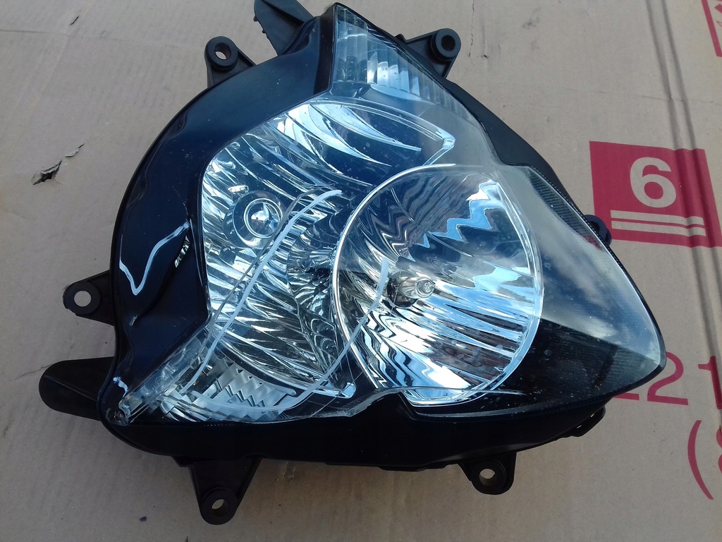 SUZUKI GSX-R 1000 05-06 K5 LAMPA REFLEKTOR PRZÓD