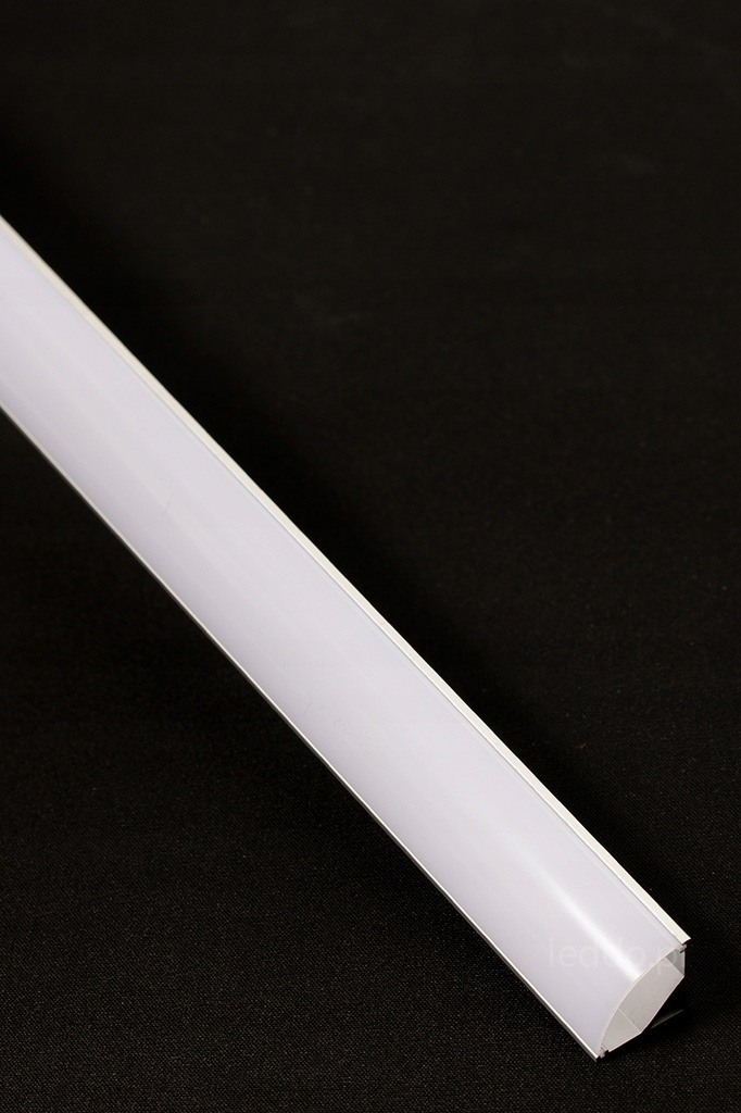 Купить Алюминиевый угловой профиль для светодиодных лент с абажуром 1м.: отзывы, фото, характеристики в интерне-магазине Aredi.ru