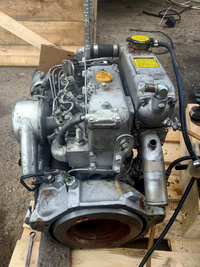 Купить Стационарный двигатель YANMAR 3GM30 дизель 3 цилиндра отзывы, фото и характеристики на