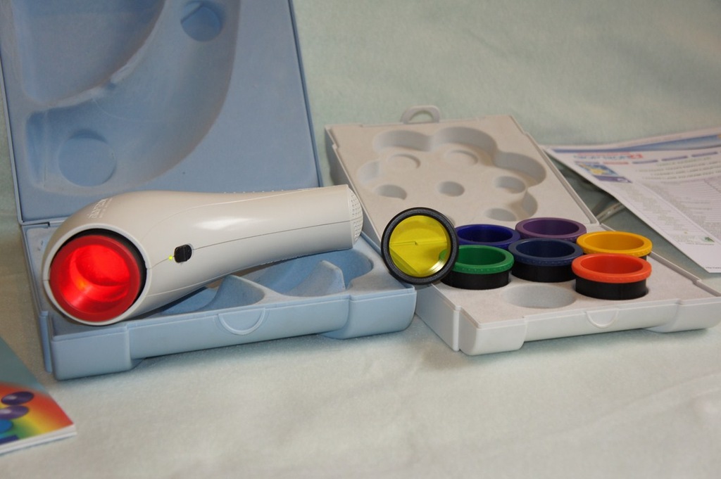 LAMPA BIOPTRON COMPACT III KOLORY ZEPTER - 7519925615 - oficjalne ...