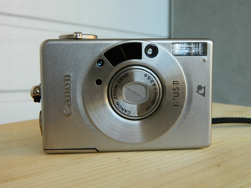 CANNON IXUS II