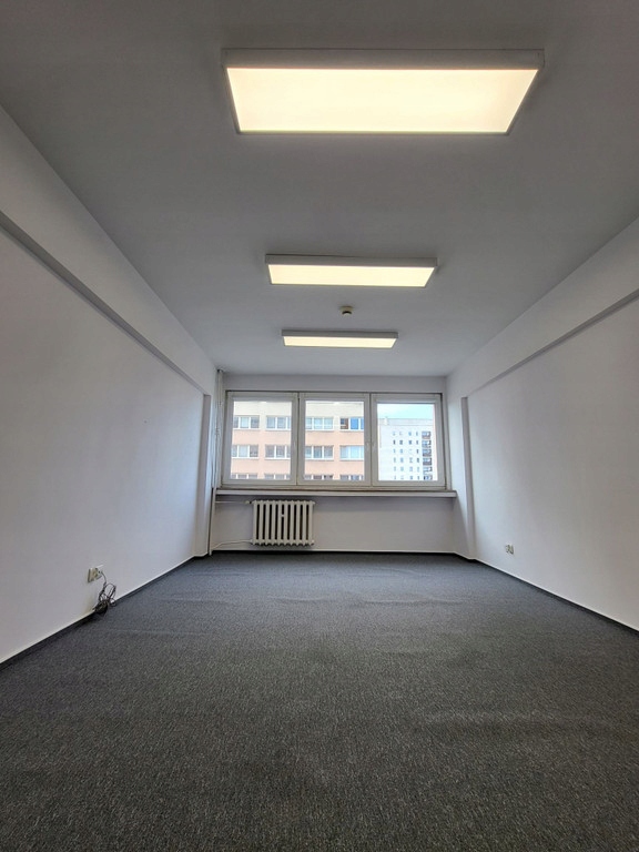 Biurowiec, Łódź, Bałuty, 22 m²