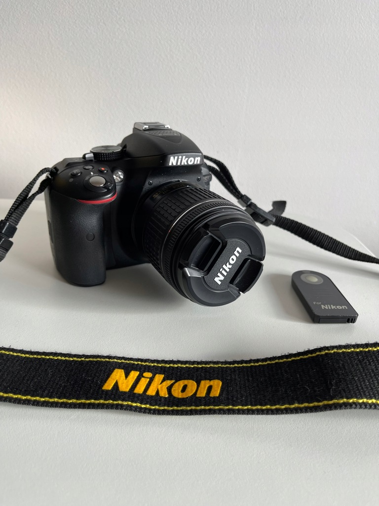Lustrzanka Nikon D5300 + 18-55 AF-P DX VR korpus + obiektyw (przebieg 6700)