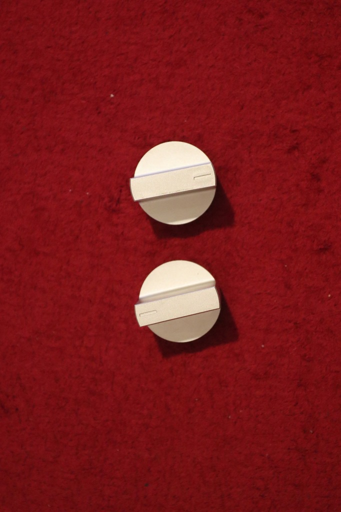 Gałki, pokrętła wyboru źródła Technics SU-V2A.