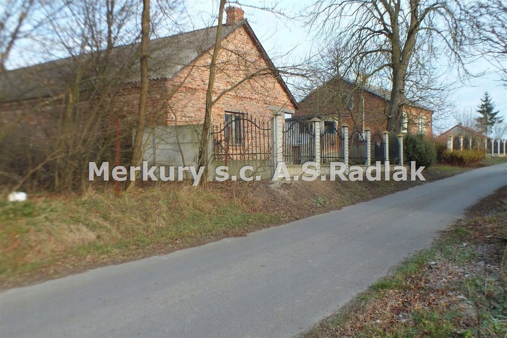 Dom, Stara Wieś, Sienno (gm.), 104 m²