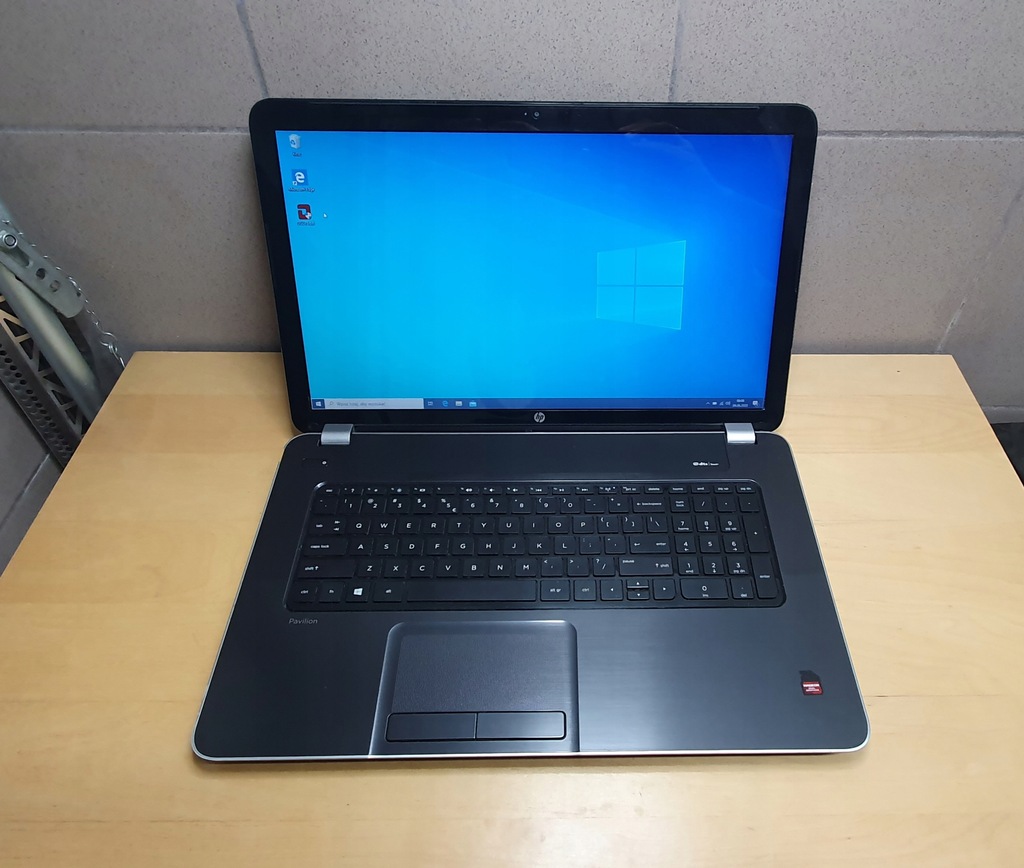 HP Pavilion 17-e135sw AMD A4-5000 / 4GB / 500GB