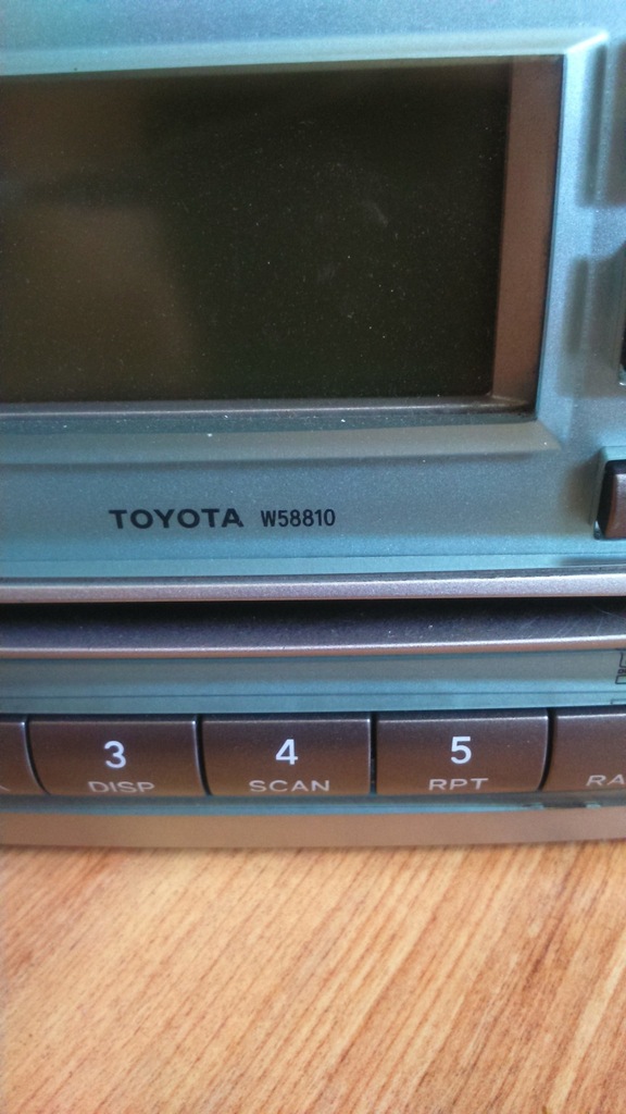 Toyota Corolla verso naprawa radia 7903171801