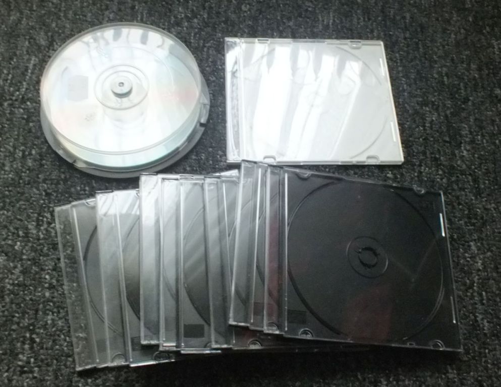 Pudełka na płyty CD/DVD