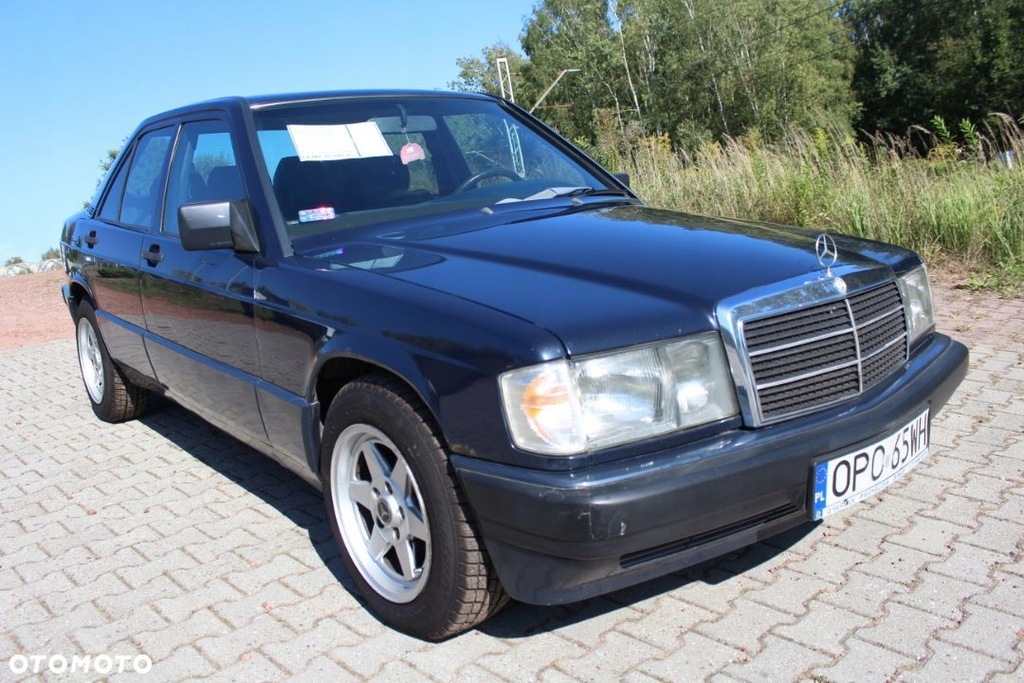 MercedesBenz W201 (190) 2,0 benzyna Automat 1990r