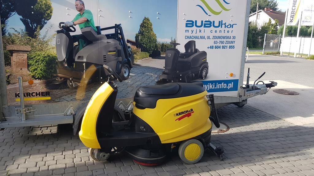 SZOROWARKA KARCHER BD TRIKE 84 godzin / 11000netto