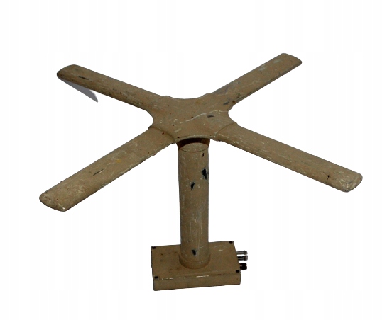 X-Wing UHF SATCOM Antenna AV2090-8S AN/PRC-117F