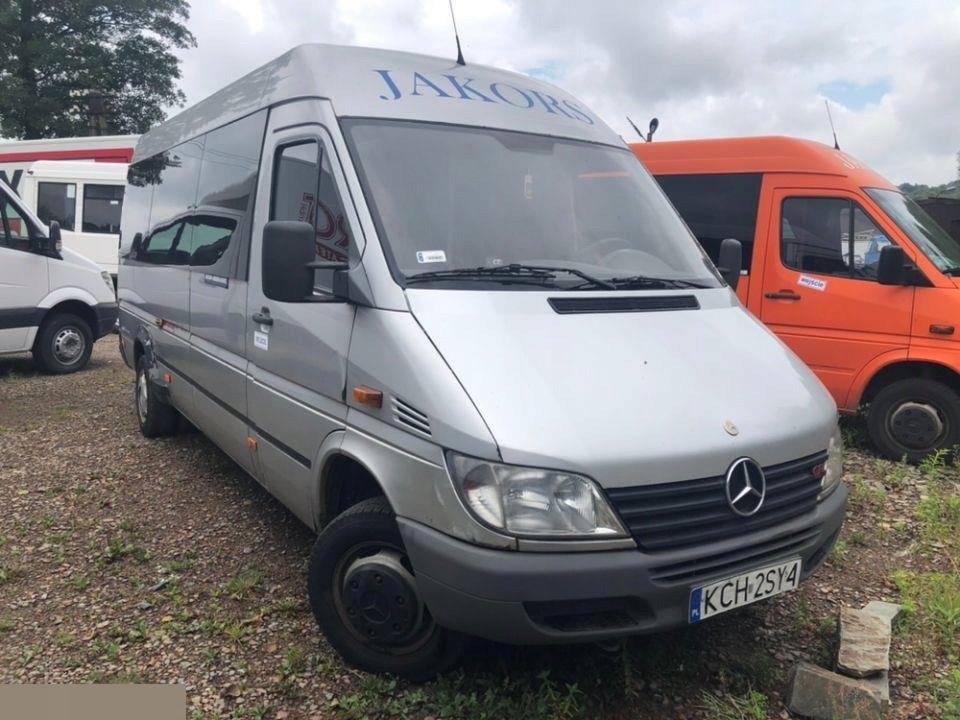 MERCEDES SPRINTER 4112.2D 130KM 2001r autobus 20+5